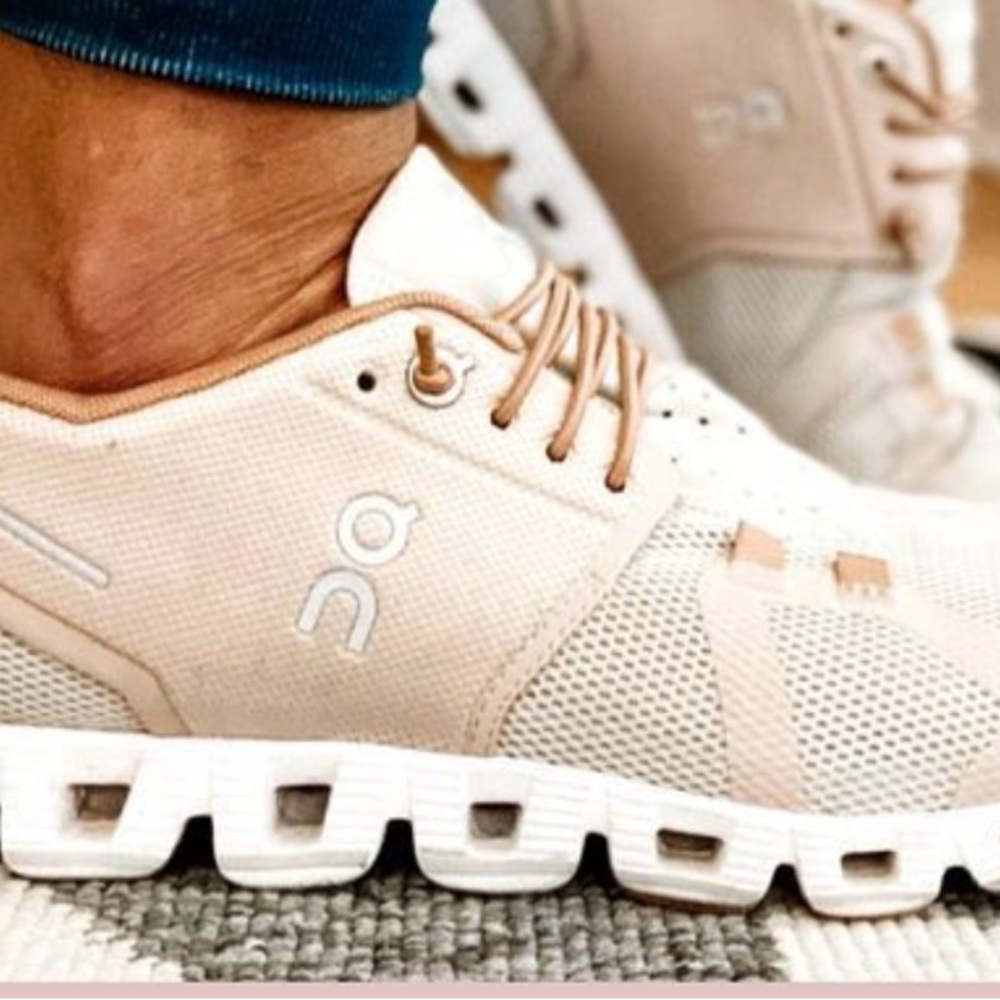 On Running Womens Blush Sneakers